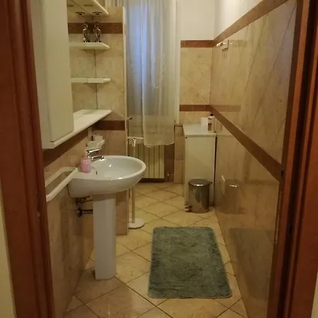 Ca' Le Rose Bed & Breakfast Bagnolo San Vito Exterior photo